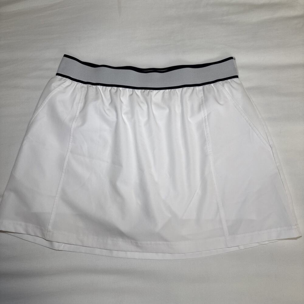 90 Degrees By Reflex Womens White Citylite Fury Golf Skort Size L Pull On EUC